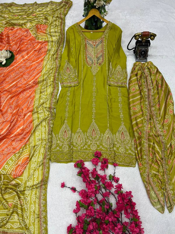 TRENDING COLLECTION